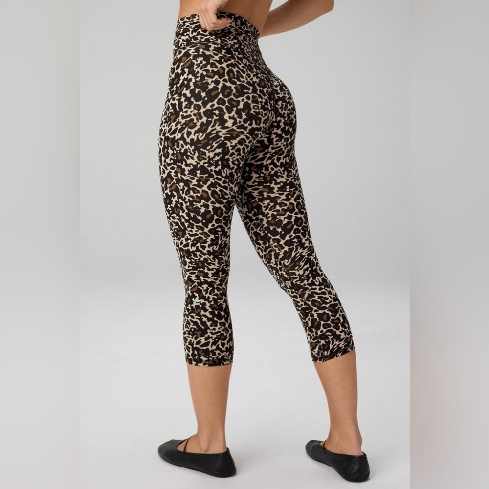 Fabletics PureLuxe TLC Capri size L -Brutalist Khaki Lisa Leo- like new